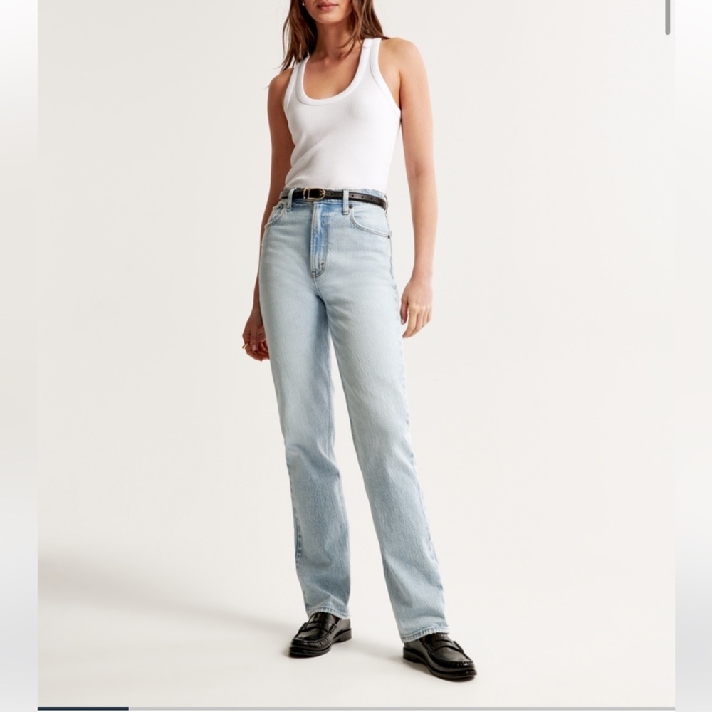 Abercrombie Ultra High Rise 90s Straight Jean